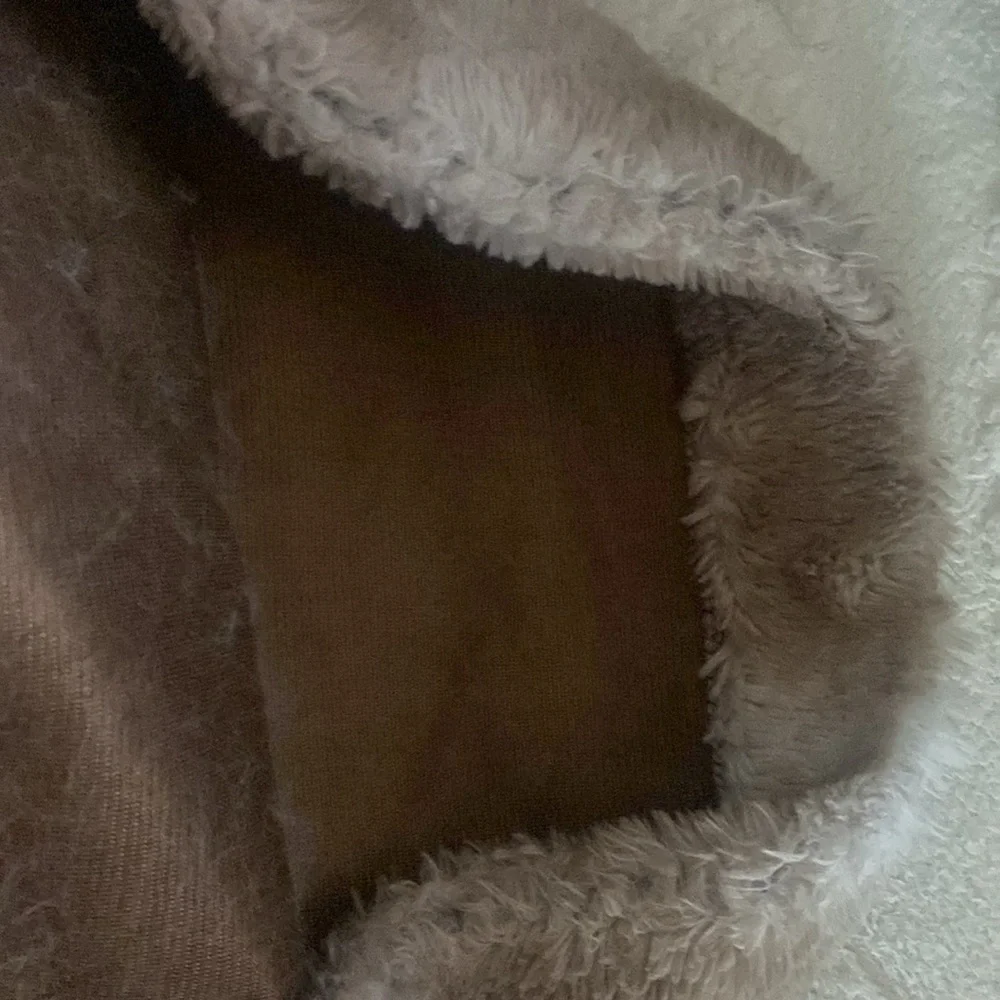 A cozy regular size Threshold pillowcase